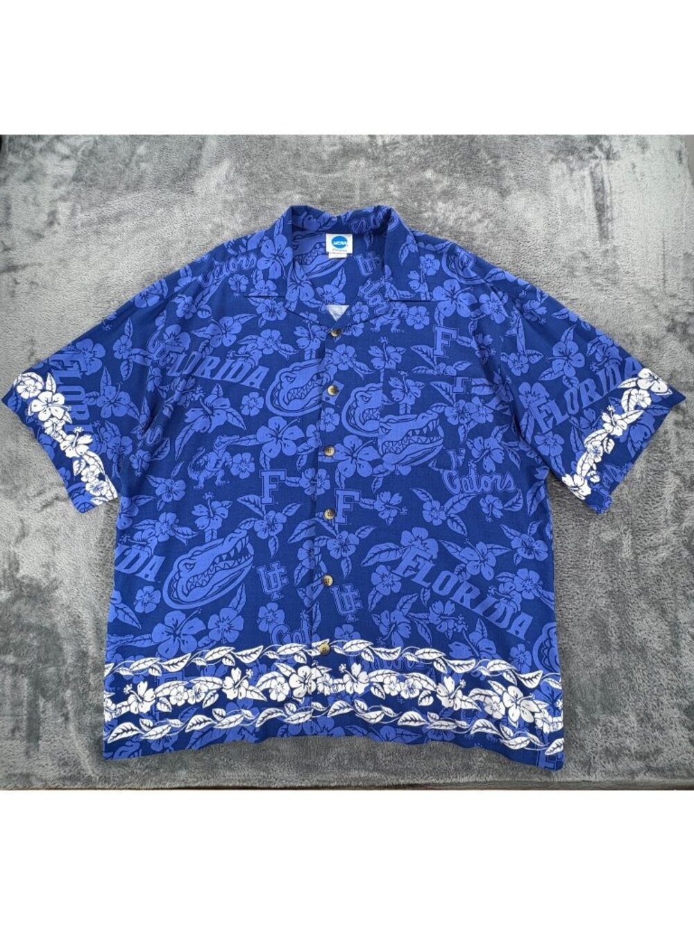 Florida Gators NCAA Hawaiian Aloha Shirt Mens XL Blue Floral Rayon VF Imagewear